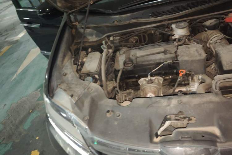 Used Honda Elysion 2016 2.4L Luxury Edition Engine Bay Right