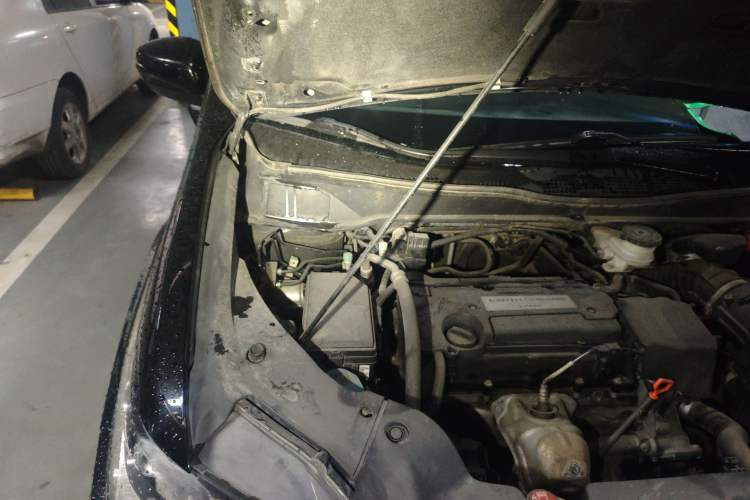 Used Honda Elysion 2016 2.4L Luxury Edition Engine Bay Right
