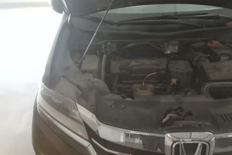 Used Honda Elysion 2016 2.4L Comfort Edition Engine Bay Right