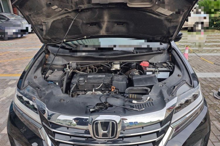 Used Honda Elysion 2016 2.4L Luxury Edition Engine Bay