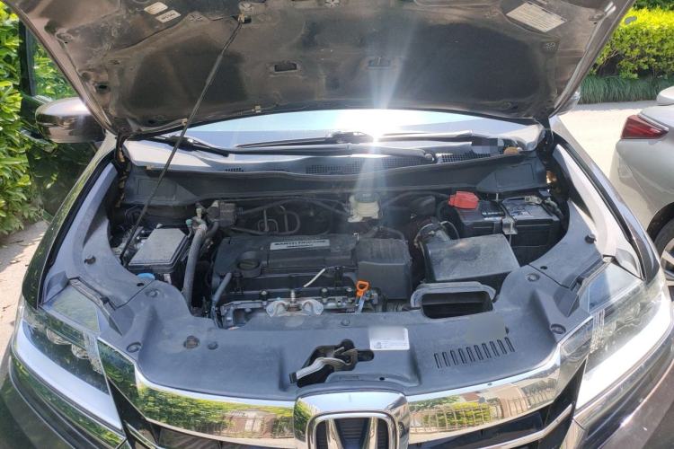 Used Honda Elysion 2016 2.4L Luxury Edition Engine Bay