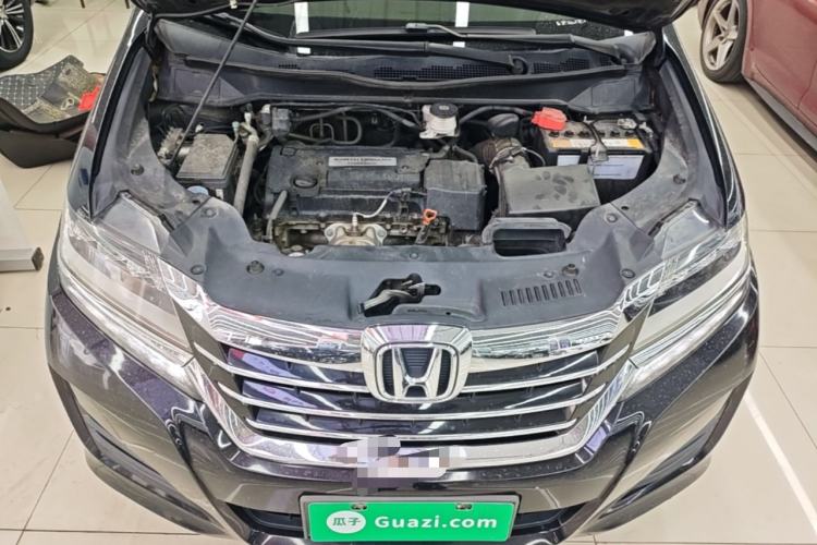 Used Honda Elysion 2016 2.4L Luxury Edition Engine Bay