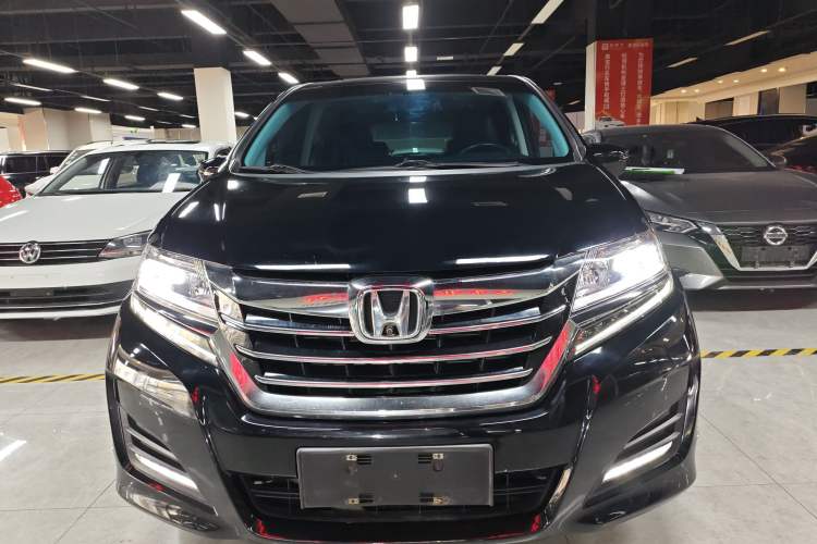 Used Honda Elysion 2016 2.4L Classic Edition Exterior 1