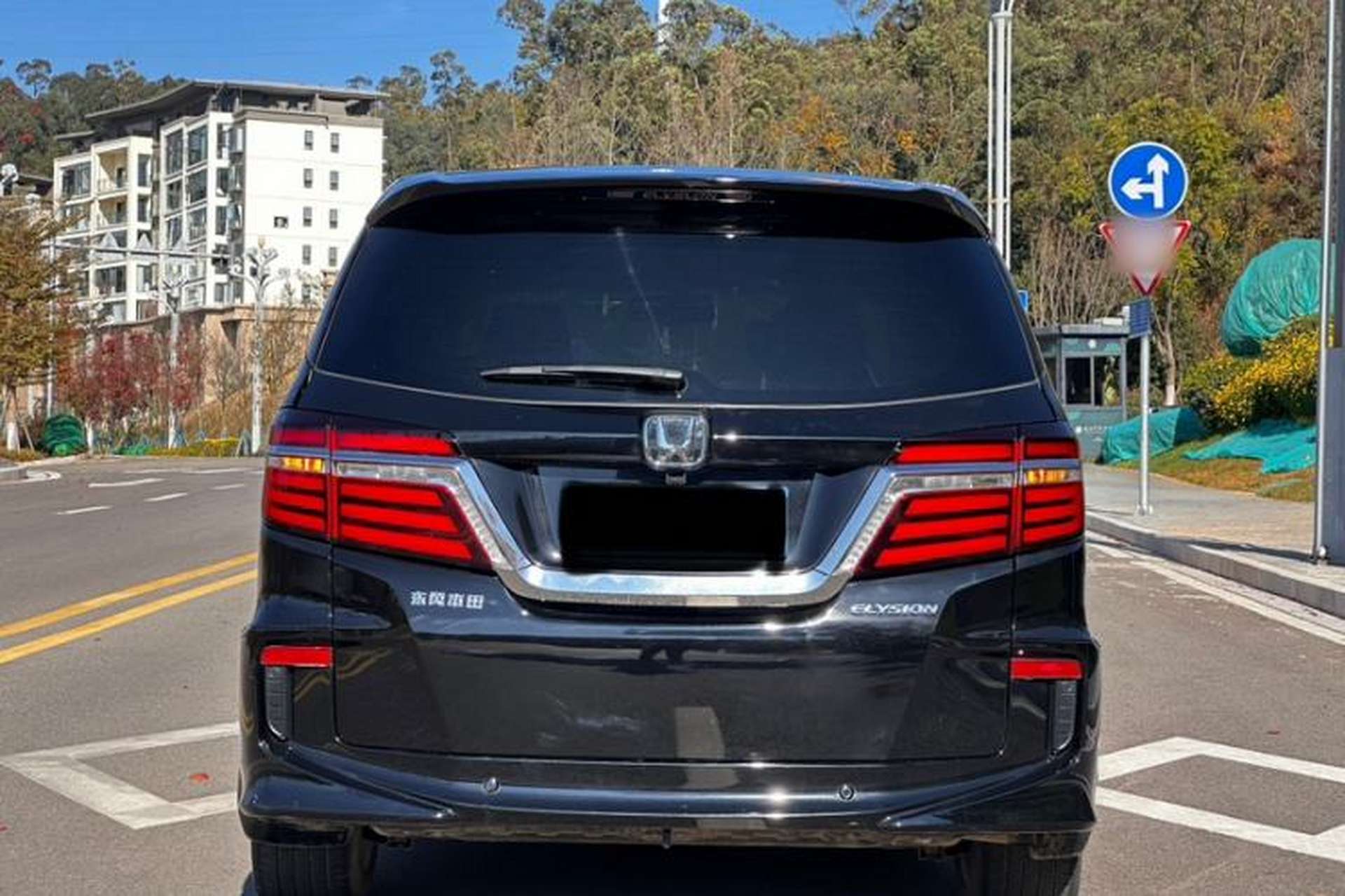 Used Honda Elysion 2016 2.4L Comfort Edition Exterior 3
