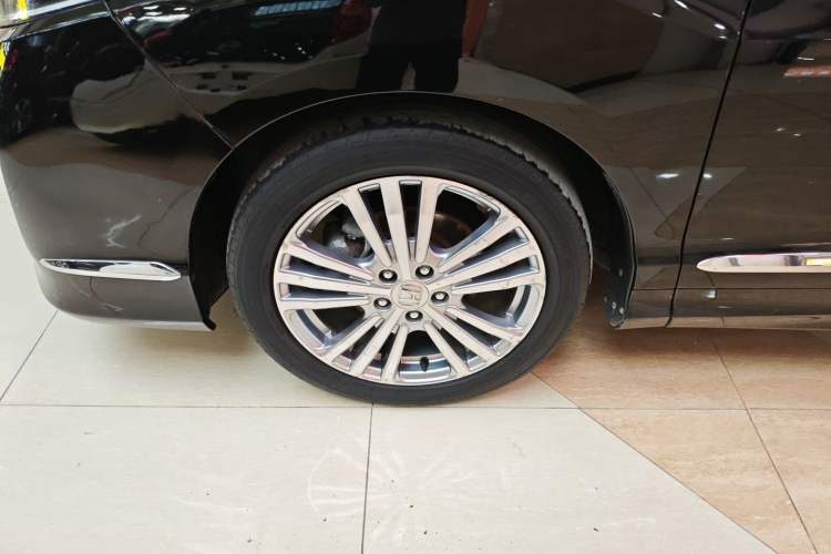 Used Honda Elysion 2016 2.4L Supreme Edition Exterior 4