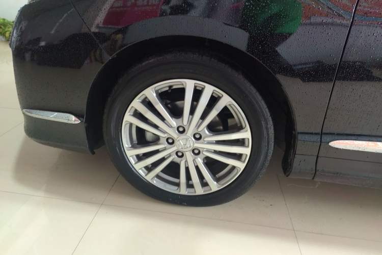 Used Honda Elysion 2016 2.4L Style Edition Exterior 4