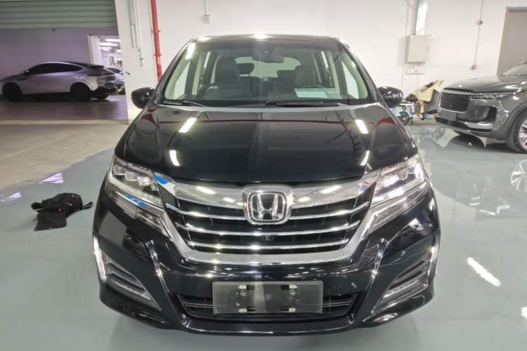 Used Honda Elysion 2016 2.4L Supreme Edition Front