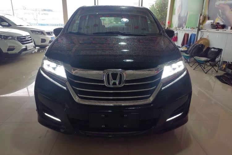 Used Honda Elysion 2016 2.4L Style Edition Front