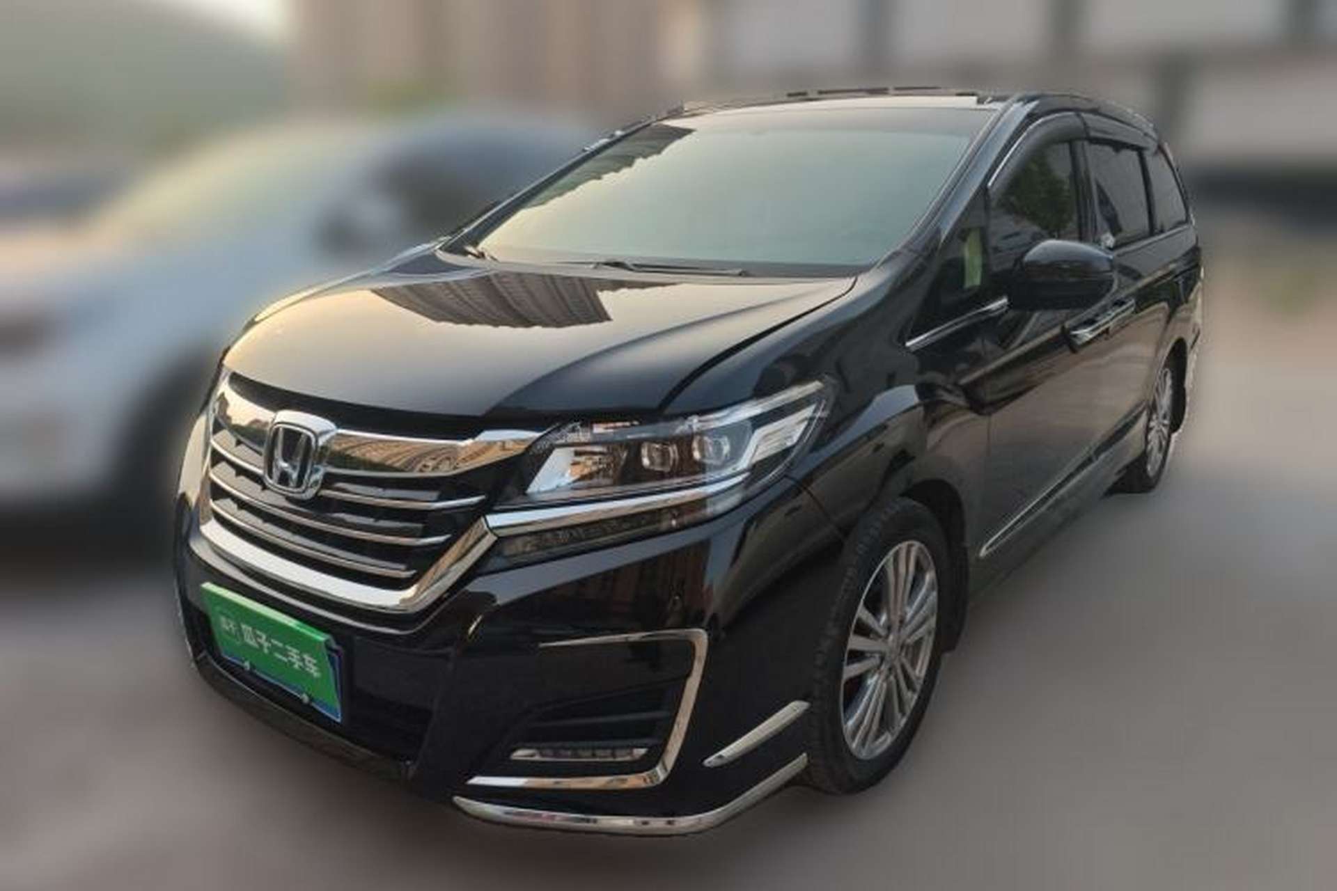Used Honda Elysion 2016 2.4L Style Edition Front Left 45 Deg