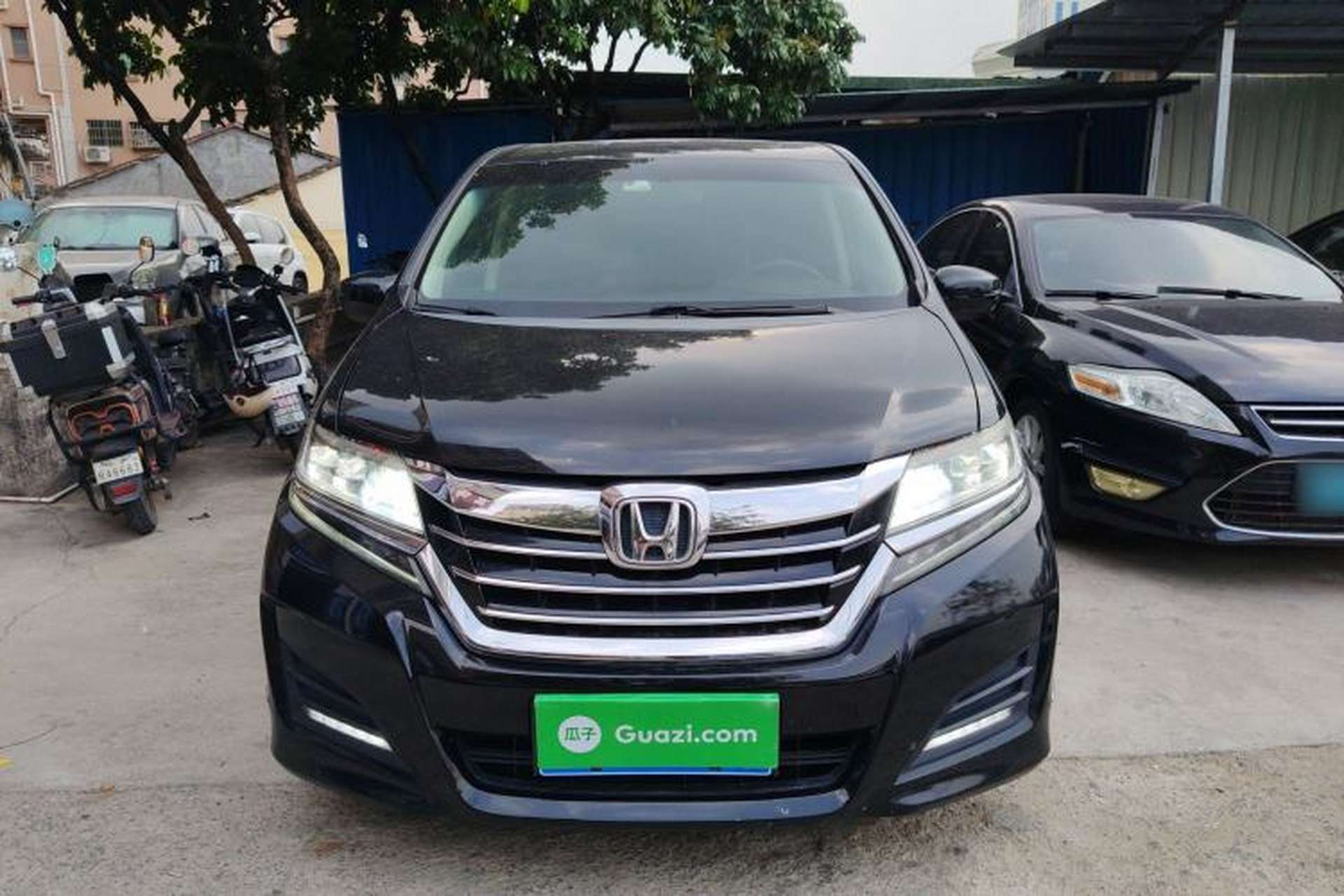 Used Honda Elysion 2016 2.4L Style Edition Front