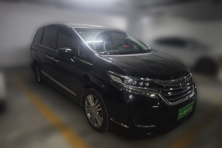 Used Honda Elysion 2016 2.4L Luxury Edition Front Right 45 Deg