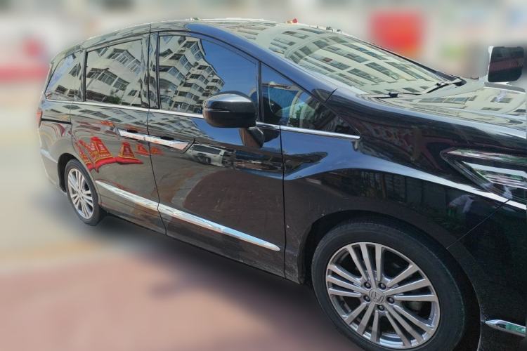 Used Honda Elysion 2016 2.4L Classic Edition Front Right 45 Deg