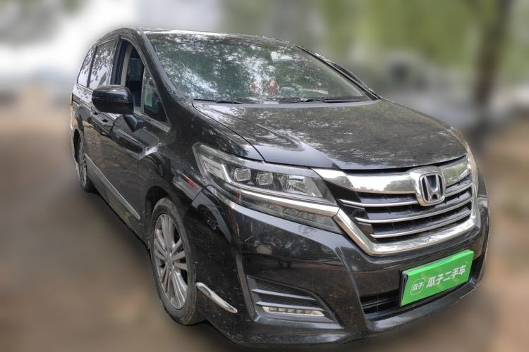 Used Honda Elysion 2016 2.4L Style Edition Front Right 45 Deg