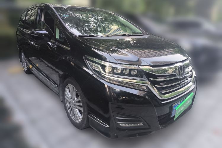 Used Honda Elysion 2016 2.4L Supreme Edition Front Right 45 Deg