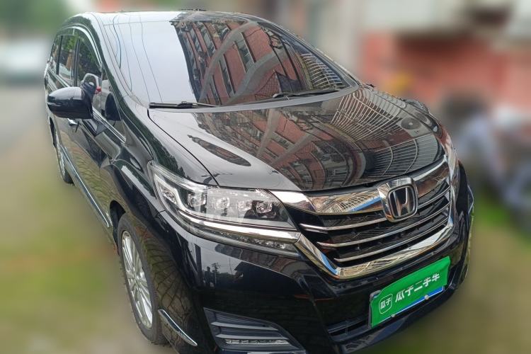 Used Honda Elysion 2016 2.4L Supreme Edition Front Right 45 Deg
