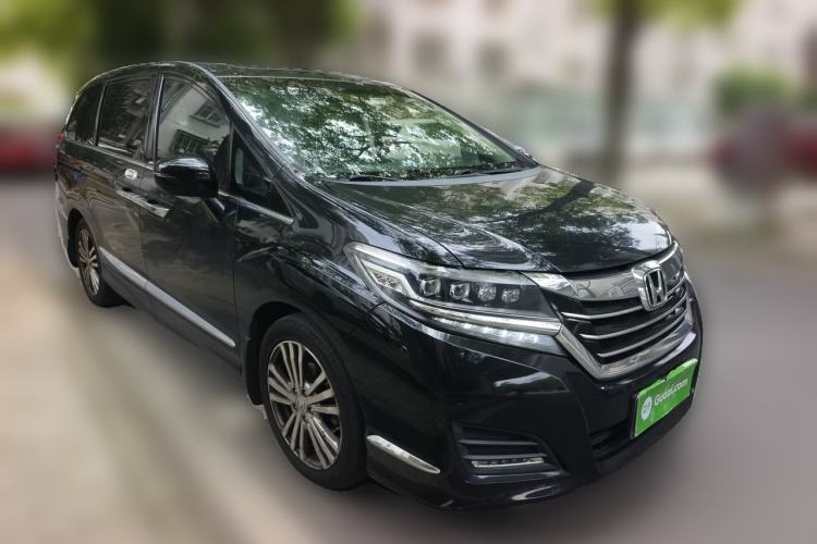 Used Honda Elysion 2016 2.4L Luxury Edition Front Right 45 Deg