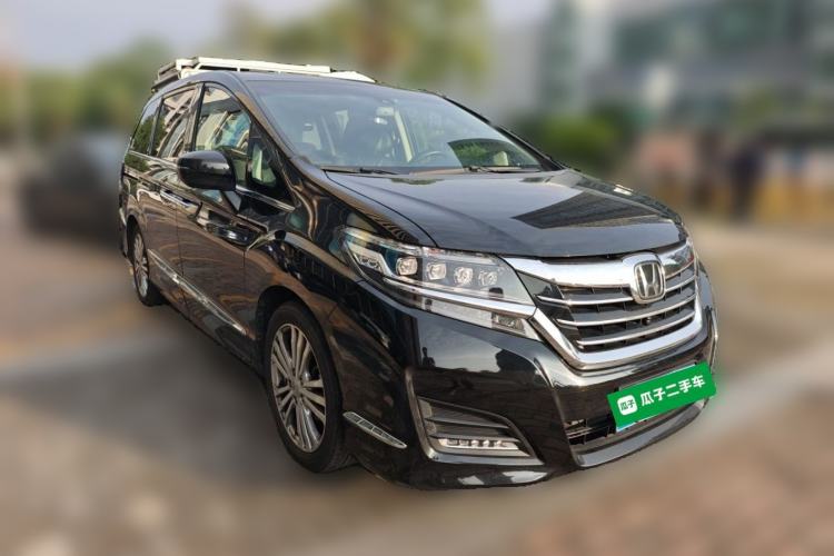 Used Honda Elysion 2016 2.4L Luxury Edition Front Right 45 Deg