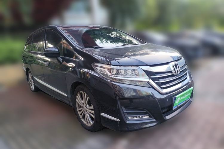 Used Honda Elysion 2016 2.4L Luxury Edition Front Right 45 Deg