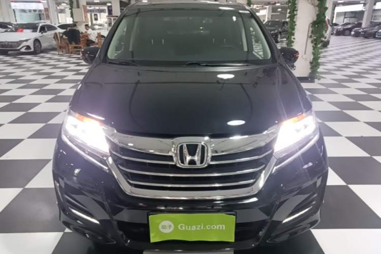 Used Honda Elysion 2016 2.4L Luxury Edition Front