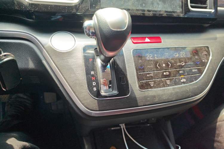 Used Honda Elysion 2016 2.4L Classic Edition Gear Lever