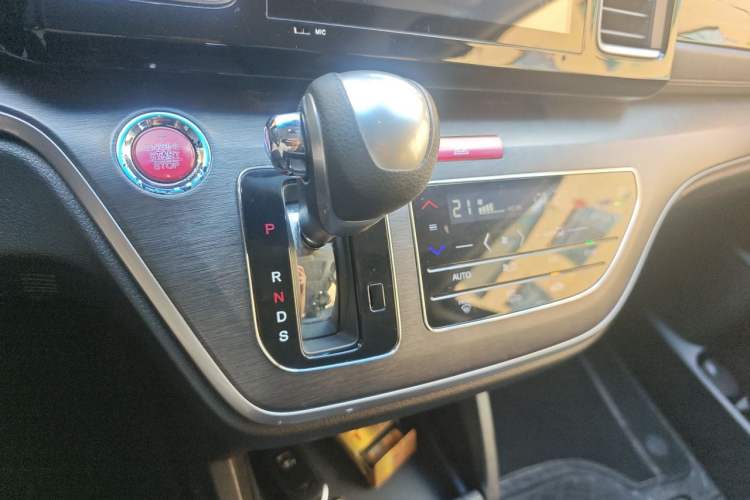 Used Honda Elysion 2016 2.4L Luxury Edition Gear Lever