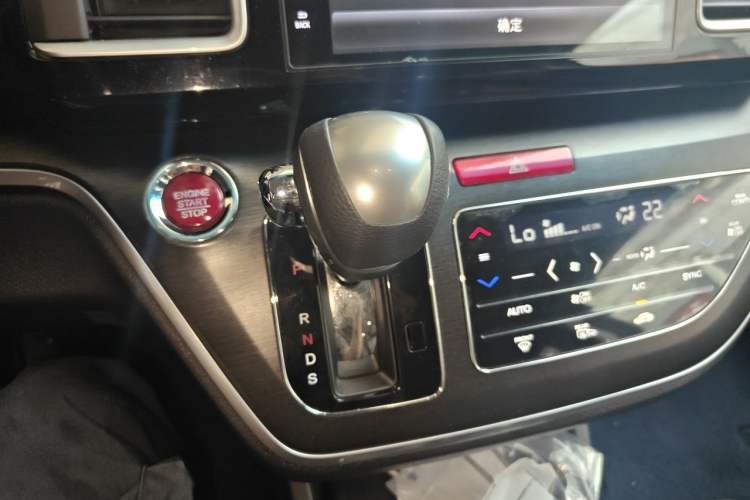 Used Honda Elysion 2016 2.4L Luxury Edition Gear Lever