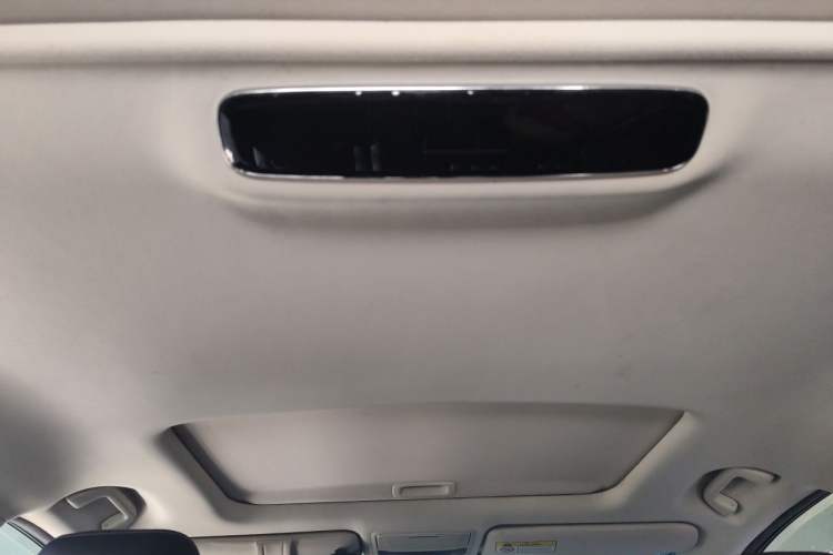 Used Honda Elysion 2016 2.4L Supreme Edition Headliner