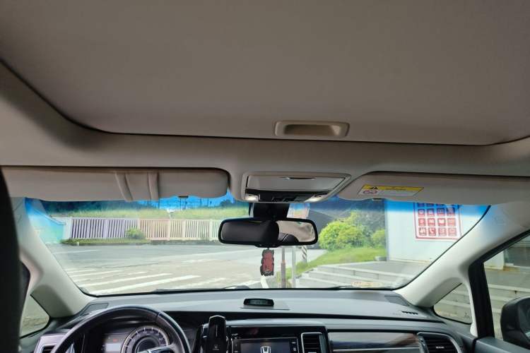 Used Honda Elysion 2016 2.4L Supreme Edition Headliner