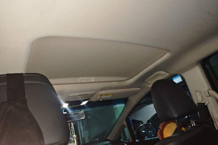 Used Honda Elysion 2016 2.4L Luxury Edition Headliner
