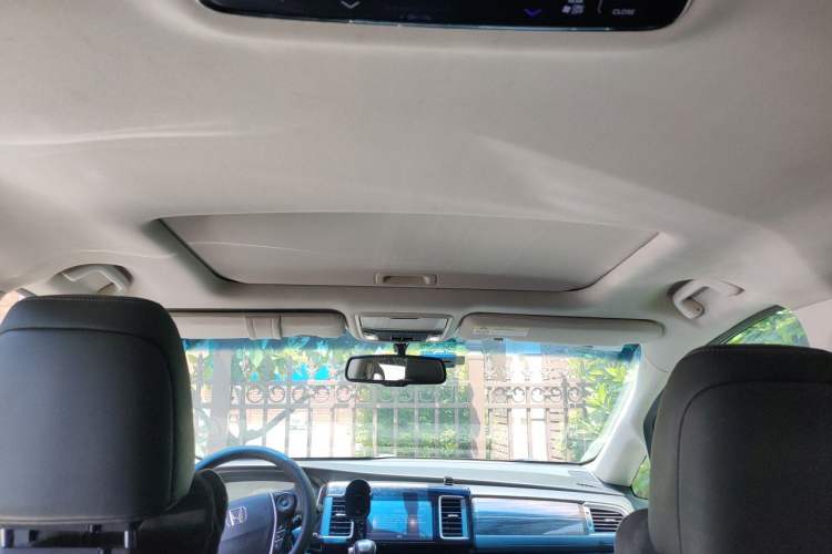 Used Honda Elysion 2016 2.4L Luxury Edition Headliner