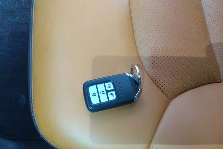 Used Honda Elysion 2016 2.4L Style Edition Interior 1