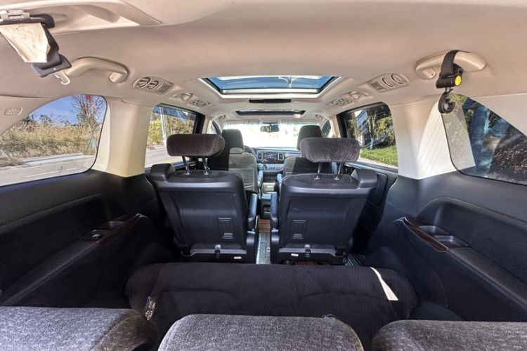 Used Honda Elysion 2016 2.4L Comfort Edition Interior 3