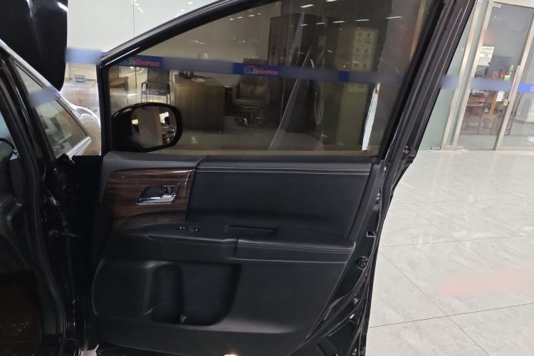 Used Honda Elysion 2016 2.4L Classic Edition Interior 5