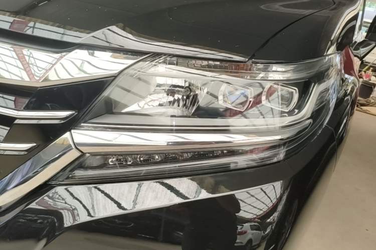Used Honda Elysion 2016 2.4L Style Edition Left Front Headlight