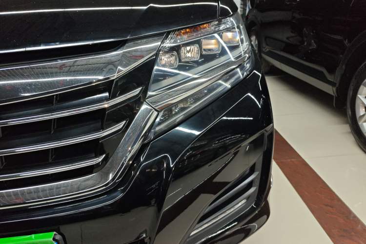 Used Honda Elysion 2016 2.4L Luxury Edition Left Front Headlight