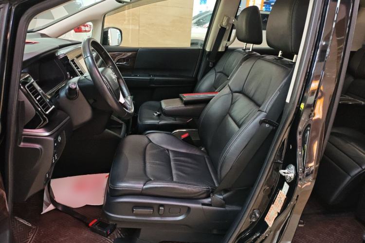 Used Honda Elysion 2016 2.4L Supreme Edition Left Front Seat