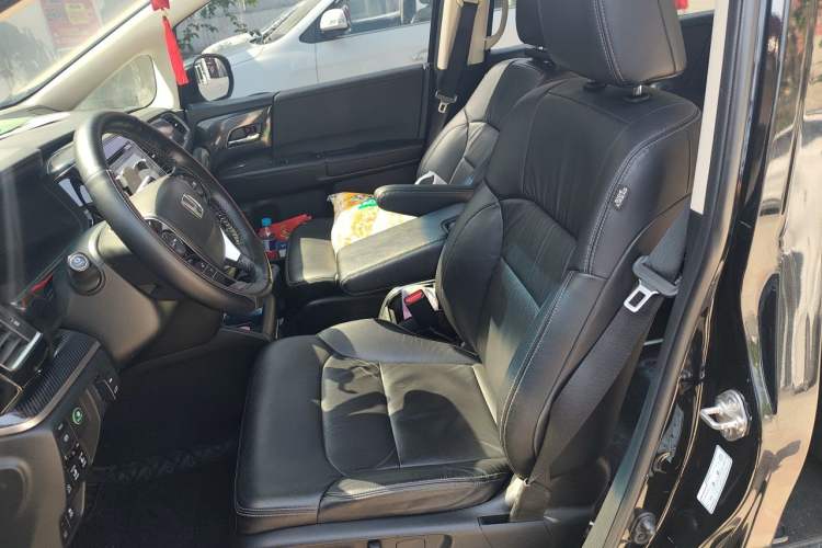 Used Honda Elysion 2016 2.4L Supreme Edition Left Front Seat