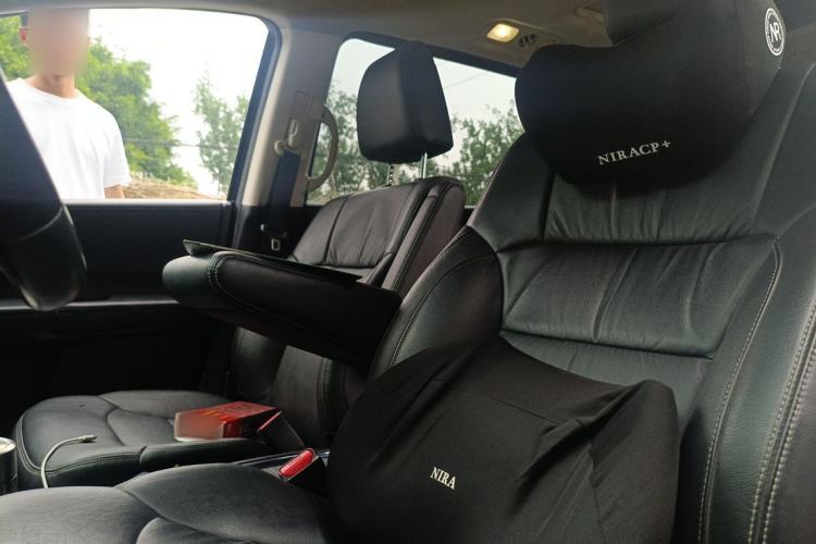 Used Honda Elysion 2016 2.4L Supreme Edition Left Front Seat