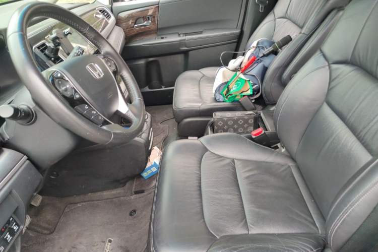 Used Honda Elysion 2016 2.4L Style Edition Left Front Seat