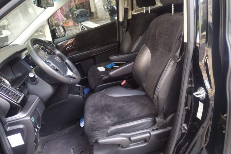 Used Honda Elysion 2016 2.4L Classic Edition Left Front Seat