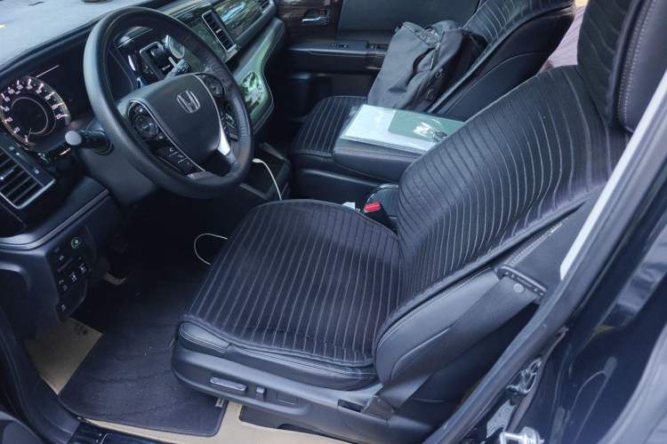 Used Honda Elysion 2016 2.4L Luxury Edition Left Front Seat