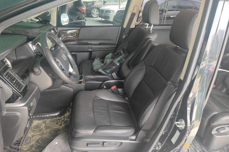 Used Honda Elysion 2016 2.4L Luxury Edition Left Front Seat