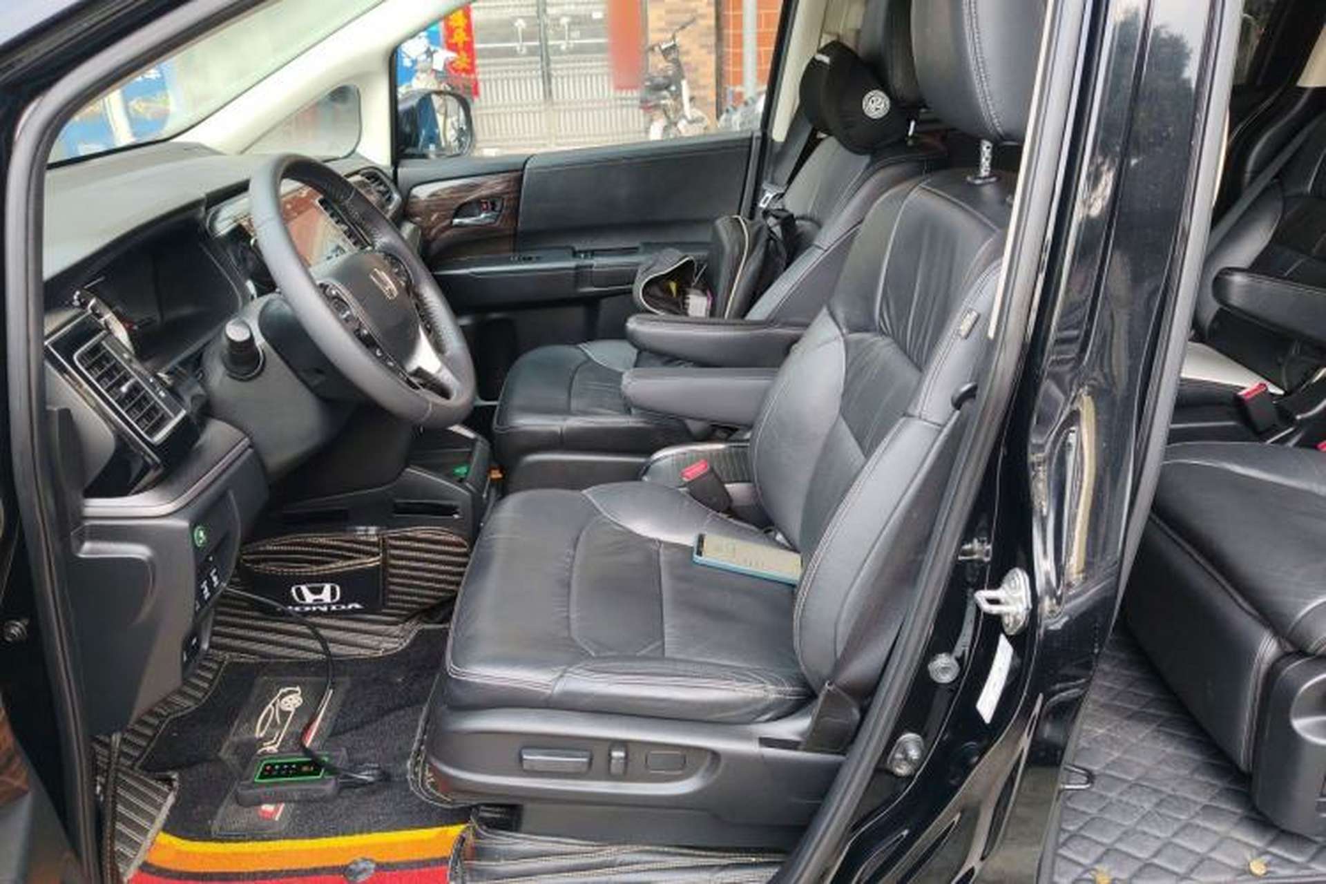 Used Honda Elysion 2016 2.4L Style Edition Left Front Seat