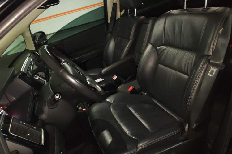 Used Honda Elysion 2016 2.4L Supreme Edition Left Front Seat