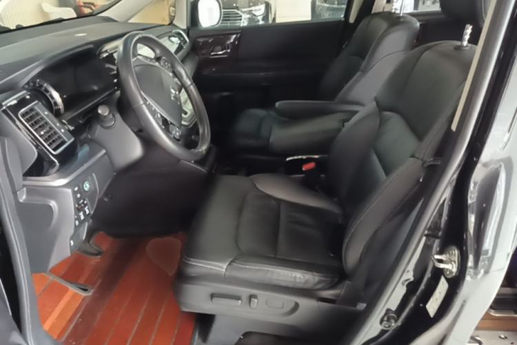 Used Honda Elysion 2016 2.4L Luxury Edition Left Front Seat