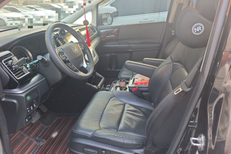 Used Honda Elysion 2016 2.4L Style Edition Left Front Seat
