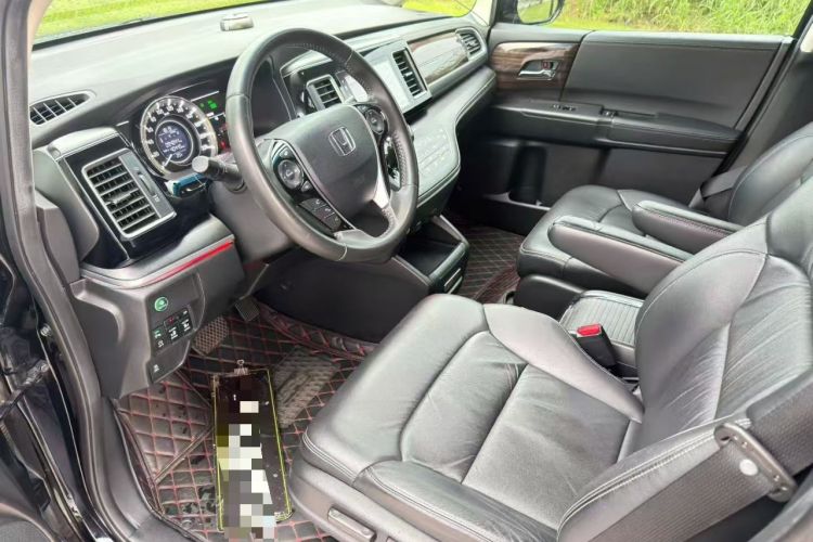 Used Honda Elysion 2016 2.4L Style Edition Left Front Seat