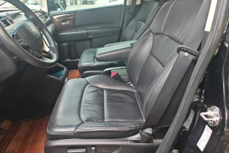 Used Honda Elysion 2016 2.4L Luxury Edition Left Front Seat