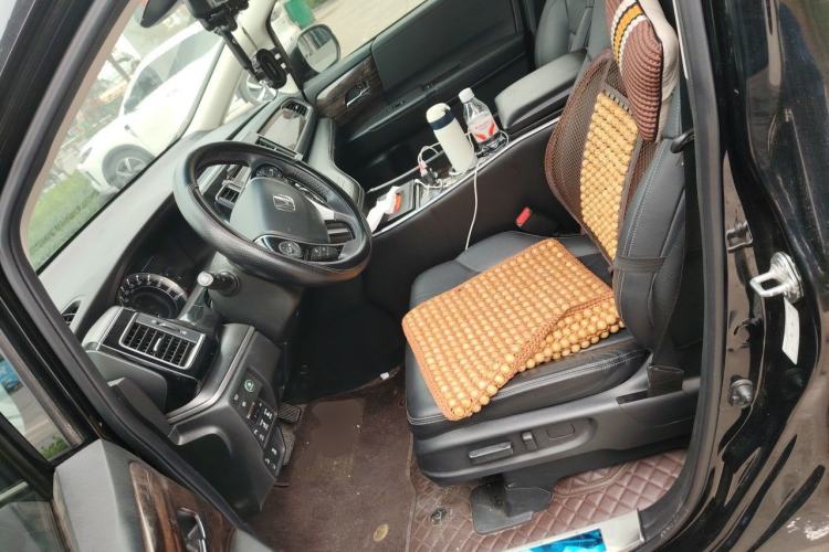 Used Honda Elysion 2016 2.4L Supreme Edition Left Front Seat