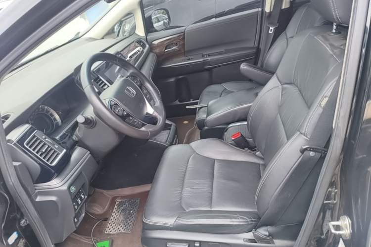 Used Honda Elysion 2016 2.4L Style Edition Left Front Seat